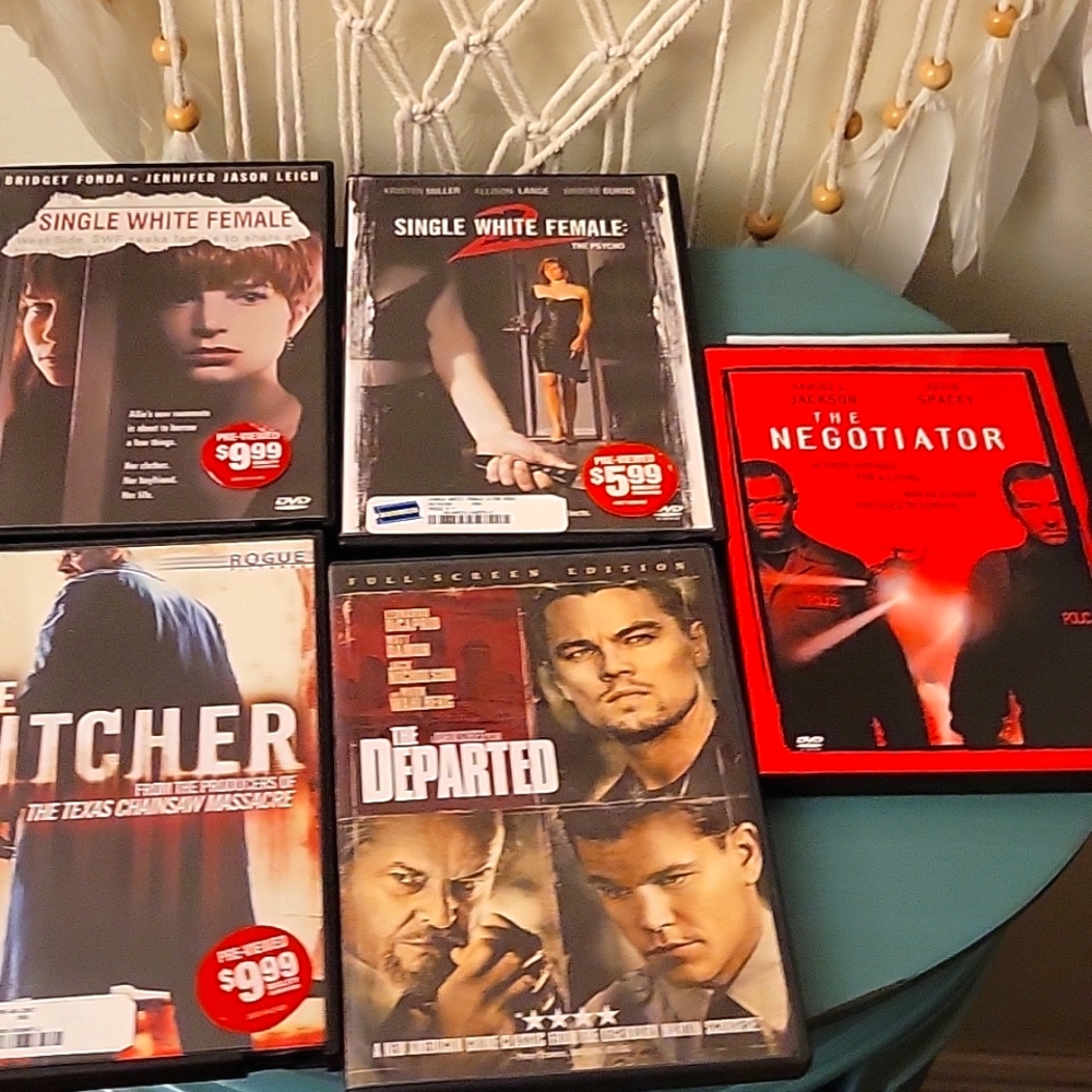 Assorted DVDs - Picture 2 of 2